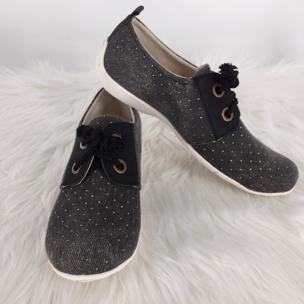 3/$21 Ros Hommerson Calypso Casual Shoe